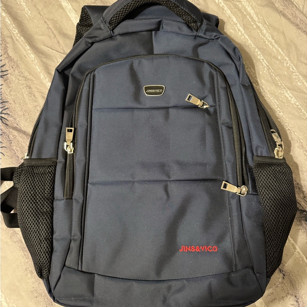 Laptop backpack, barely used.